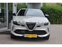 Alfa Romeo Junior 1.2 T Hyb Ibrid Spec Bella Machina!