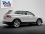 Volkswagen Tiguan 1.4 TSI ACT Connected Series | Origineel NL | Trekhaak | Panoramadak | Stoelverwarming | Lane-Assist | Navigatie