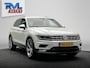 Volkswagen Tiguan 1.4 TSI ACT Connected Series | Origineel NL | Trekhaak | Panoramadak | Stoelverwarming | Lane-Assist | Navigatie