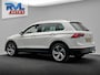 Volkswagen Tiguan 1.4 TSI ACT Connected Series | Origineel NL | Trekhaak | Panoramadak | Stoelverwarming | Lane-Assist | Navigatie