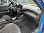 Peugeot 2008 1.2 Hybrid 145 PK GT | 1e Eigenaarsauto nieuw door Thalen geleverd | Alcantara Interieurpakket | Navigatie | 360 Graden Camera | 18" Lichtmetalen Velgen | Stoelverwarming | Full LED Verlichting | Dode Hoek Detectie | Cruise Control | DAB+ Radio | Keyless Entry & TSart | Draadloze Telefoonlader | Apple Carplay & Android Auto |