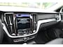 Volvo V60 2.0 T6 Plug-in hybrid AWD Plus Dark