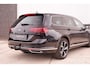 Volkswagen Passat Variant 1.4 TSI PHEV GTE Business | Pano | Elek. Trekhaak | Head-Up | Carplay | LED | Camera | Navi