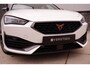 CUPRA Leon Sportstourer 1.4 e-Hybrid Black Edition | Panorama | Carplay | Camera | Virtual | LED |