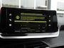 Peugeot 2008 1.2 PureTech Allure | 130PK | Adaptieve CruiseControl | Camera | Trekhaak | Led verlichting | Weinig KM! | Stoelverwarming