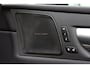Volvo XC60 2.0 T6 Plug-in hybrid Long Range AWD Plus Dark*Perfect Volvo Onderh.*Pano/Elek. Trekhaak/R-Design Stoelen/Stoelverw.V+A/Stuurverw./ACC/Pilot ass./360 Camera/Memorie/BLIS/Parkeersens.V+A/21 inch LM*