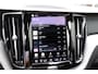 Volvo XC60 2.0 T6 Plug-in hybrid Long Range AWD Plus Dark*Perfect Volvo Onderh.*Pano/Elek. Trekhaak/R-Design Stoelen/Stoelverw.V+A/Stuurverw./ACC/Pilot ass./360 Camera/Memorie/BLIS/Parkeersens.V+A/21 inch LM*