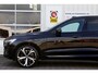 Volvo XC60 2.0 T6 Plug-in hybrid Long Range AWD Plus Dark*Perfect Volvo Onderh.*Pano/Elek. Trekhaak/R-Design Stoelen/Stoelverw.V+A/Stuurverw./ACC/Pilot ass./360 Camera/Memorie/BLIS/Parkeersens.V+A/21 inch LM*