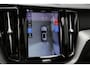 Volvo XC60 2.0 T6 Plug-in hybrid Long Range AWD Plus Dark*Perfect Volvo Onderh.*Pano/Elek. Trekhaak/R-Design Stoelen/Stoelverw.V+A/Stuurverw./ACC/Pilot ass./360 Camera/Memorie/BLIS/Parkeersens.V+A/21 inch LM*