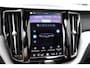 Volvo XC60 2.0 T6 Plug-in hybrid Long Range AWD Plus Dark*Perfect Volvo Onderh.*Pano/Elek. Trekhaak/R-Design Stoelen/Stoelverw.V+A/Stuurverw./ACC/Pilot ass./360 Camera/Memorie/BLIS/Parkeersens.V+A/21 inch LM*