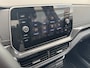 Volkswagen T-Cross 1.5 150pk TSI R-Line Edition Parkeersensoren voor en achter | Navigatie 'Discover Media' | Trekhaak afneembaar