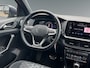 Volkswagen T-Cross 1.5 150pk TSI R-Line Edition Parkeersensoren voor en achter | Navigatie 'Discover Media' | Trekhaak afneembaar