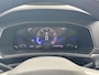Volkswagen T-Cross 1.5 150pk TSI R-Line Edition Parkeersensoren voor en achter | Navigatie 'Discover Media' | Trekhaak afneembaar