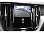 Volvo XC60 2.0 T6 Plug-in hybrid Long Range AWD Plus Dark*Perfect Volvo Onderh.*Pano/Elek. Trekhaak/R-Design stoelen/Stoelverw.V+A/Stuurverw./ACC/Pilot ass./360 Camera/Memorie/BLIS/Parkeersens.V+A/21 inch LM*