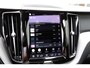 Volvo XC60 2.0 T6 Plug-in hybrid Long Range AWD Plus Dark*Perfect Volvo Onderh.*Pano/Elek. Trekhaak/R-Design stoelen/Stoelverw.V+A/Stuurverw./ACC/Pilot ass./360 Camera/Memorie/BLIS/Parkeersens.V+A/21 inch LM*