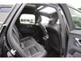 Volvo XC60 2.0 T6 Plug-in hybrid Long Range AWD Plus Dark*Perfect Volvo Onderh.*Pano/Elek. Trekhaak/R-Design stoelen/Stoelverw.V+A/Stuurverw./ACC/Pilot ass./360 Camera/Memorie/BLIS/Parkeersens.V+A/21 inch LM*