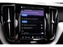 Volvo XC60 2.0 T6 Plug-in hybrid Long Range AWD Plus Dark*Perfect Volvo Onderh.*Pano/Elek. Trekhaak/R-Design stoelen/Stoelverw.V+A/Stuurverw./ACC/Pilot ass./360 Camera/Memorie/BLIS/Parkeersens.V+A/21 inch LM*