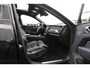 Volvo XC60 2.0 T6 Plug-in hybrid Long Range AWD Plus Dark*Perfect Volvo Onderh.*Pano/Elek. Trekhaak/R-Design stoelen/Stoelverw.V+A/Stuurverw./ACC/Pilot ass./360 Camera/Memorie/BLIS/Parkeersens.V+A/21 inch LM*