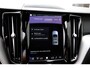 Volvo XC60 2.0 T6 Plug-in hybrid Long Range AWD Plus Dark*Perfect Volvo Onderh.*Pano/Elek. Trekhaak/R-Design stoelen/Stoelverw.V+A/Stuurverw./ACC/Pilot ass./360 Camera/Memorie/BLIS/Parkeersens.V+A/21 inch LM*