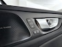 Volvo S60 B4 Plus Dark | Panoramadak | Parkeercamera | Harman Kardon | Stoel- en stuurverwarming