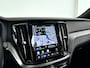 Volvo S60 B4 Plus Dark | Panoramadak | Parkeercamera | Harman Kardon | Stoel- en stuurverwarming