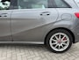 Mercedes-Benz B-klasse 180 Ambition HOGE INSTAP! PANORAMA l LEER l XENON l NAVI l AIRCO l PDC l LED! VOL OPTIE'S! 2e eigenaar!