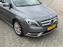 Mercedes-Benz B-klasse 180 Ambition HOGE INSTAP! PANORAMA l LEER l XENON l NAVI l AIRCO l PDC l LED! VOL OPTIE'S! 2e eigenaar!