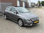 Mercedes-Benz B-klasse 180 Ambition HOGE INSTAP! PANORAMA l LEER l XENON l NAVI l AIRCO l PDC l LED! VOL OPTIE'S! 2e eigenaar!