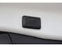 Toyota RAV4 2.5 Hybrid Bi-Tone*Fabrieksgarantie t/m01-2030*Perfect Toyota onderh.*Parelmoer Wit/Trekhaak/Half Leder/Stoelverw./Stuurverw./Elek. Klep/Keyless Entry+Go/Camera/Parkeersens./18 inch LM*