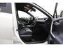 Toyota RAV4 2.5 Hybrid Bi-Tone*Fabrieksgarantie t/m01-2030*Perfect Toyota onderh.*Parelmoer Wit/Trekhaak/Half Leder/Stoelverw./Stuurverw./Elek. Klep/Keyless Entry+Go/Camera/Parkeersens./18 inch LM*