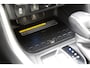 Toyota RAV4 2.5 Hybrid Bi-Tone*Fabrieksgarantie t/m01-2030*Perfect Toyota onderh.*Parelmoer Wit/Trekhaak/Half Leder/Stoelverw./Stuurverw./Elek. Klep/Keyless Entry+Go/Camera/Parkeersens./18 inch LM*