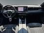 Volkswagen Passat Variant 1.5 150pk eTSI R-Line Business 360 graden camera 'Area View' | Parkeerassistent 'Park Assist Plus' | Voorstoelen verwarmbaar