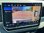 Volkswagen Passat Variant 1.5 150pk eTSI R-Line Business 360 graden camera 'Area View' | Parkeerassistent 'Park Assist Plus' | Voorstoelen verwarmbaar