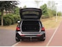 BMW 1-Serie 118i Business Edition Plus | M-Pakket | Schaalstoelen | Panoramadak | Trekhaak | Camera | NL-Auto | 19Inch |