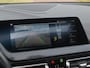 BMW 1-Serie 118i Business Edition Plus | M-Pakket | Schaalstoelen | Panoramadak | Trekhaak | Camera | NL-Auto | 19Inch |
