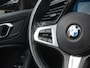 BMW 1-Serie 118i Business Edition Plus | M-Pakket | Schaalstoelen | Panoramadak | Trekhaak | Camera | NL-Auto | 19Inch |