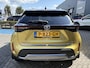 Toyota Yaris Cross 1.5 Hybrid Launch Edition ALL-SEASON TREKHAAK STOEL/STUURVERW HUD BLINDSPOT PARK-SENSOREN APPLE/ANDROID KEYLESS LEDER ELEK-ACHTERKLEP LM-VELGEN