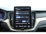 Volvo XC60 2.0 T6 Plug-in hybrid AWD Ultra Dark Luchtvering | Head-up display | Google services | Rondomzicht camera | Panoramadak | Harman/Kardon premium audio | Semi elektrische trekhaak |  Geheugenfunctie stoelen voorzijde | Verwarmde stoelen voor/achter en stuurwiel