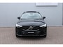 Volvo XC60 2.0 T6 Plug-in hybrid AWD Ultra Dark Luchtvering | Head-up display | Google services | Rondomzicht camera | Panoramadak | Harman/Kardon premium audio | Semi elektrische trekhaak |  Geheugenfunctie stoelen voorzijde | Verwarmde stoelen voor/achter en stuurwiel