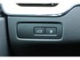Volvo XC60 2.0 T6 Plug-in hybrid AWD Ultra Dark Luchtvering | Head-up display | Google services | Rondomzicht camera | Panoramadak | Harman/Kardon premium audio | Semi elektrische trekhaak |  Geheugenfunctie stoelen voorzijde | Verwarmde stoelen voor/achter en stuurwiel