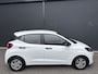 Hyundai i10 1.0 Comfort Achteruitrijcamera - Airco - Navigatie - Parkeersensoren achter - Cruise control - Radio - Led verlichting - Fabrieksgarantie