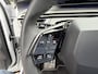Peugeot 3008 1.2 Hybrid 145 PK GT | Meest Complete Uitvoering | Elektrische Achterklep | Stoel- & Stuurwielverwarming | Navigatie | Keyless Entry | Camera | Parkeersensoren | Full LED Matrix verlichting | Adaptieve Cruise Control | Draadloze Apple Carplay & Android Auto | 19" Lichtmetalen Velgen |