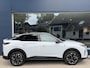 Peugeot 3008 1.2 Hybrid 145 PK GT | Meest Complete Uitvoering | Elektrische Achterklep | Stoel- & Stuurwielverwarming | Navigatie | Keyless Entry | Camera | Parkeersensoren | Full LED Matrix verlichting | Adaptieve Cruise Control | Draadloze Apple Carplay & Android Auto | 19" Lichtmetalen Velgen |