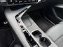 Peugeot 3008 1.2 Hybrid 145 PK GT | Meest Complete Uitvoering | Elektrische Achterklep | Stoel- & Stuurwielverwarming | Navigatie | Keyless Entry | Camera | Parkeersensoren | Full LED Matrix verlichting | Adaptieve Cruise Control | Draadloze Apple Carplay & Android Auto | 19" Lichtmetalen Velgen |