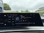 Peugeot 3008 1.2 Hybrid 145 PK GT | Meest Complete Uitvoering | Elektrische Achterklep | Stoel- & Stuurwielverwarming | Navigatie | Keyless Entry | Camera | Parkeersensoren | Full LED Matrix verlichting | Adaptieve Cruise Control | Draadloze Apple Carplay & Android Auto | 19" Lichtmetalen Velgen |