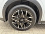 Peugeot 3008 1.2 Hybrid 145 PK GT | Meest Complete Uitvoering | Elektrische Achterklep | Stoel- & Stuurwielverwarming | Navigatie | Keyless Entry | Camera | Parkeersensoren | Full LED Matrix verlichting | Adaptieve Cruise Control | Draadloze Apple Carplay & Android Auto | 19" Lichtmetalen Velgen |