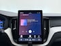 Volvo XC60 T6 350pk AWD Ultra Dark / Luchtvering / Bowers en Wilkins audio / Navy Herringbone bekleding / HUD / Panorama dak /