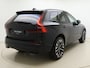 Volvo XC60 T6 350pk AWD Ultra Dark / Luchtvering / Bowers en Wilkins audio / Navy Herringbone bekleding / HUD / Panorama dak /