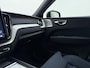 Volvo XC60 T6 350pk AWD Ultra Dark / Luchtvering / Bowers en Wilkins audio / Navy Herringbone bekleding / HUD / Panorama dak /