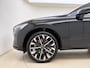Volvo XC60 T6 350pk AWD Ultra Dark / Luchtvering / Bowers en Wilkins audio / Navy Herringbone bekleding / HUD / Panorama dak /
